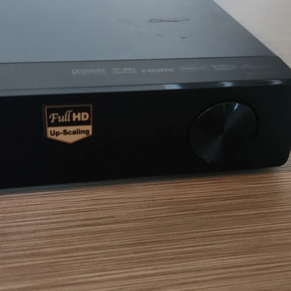 Samsung DVD Player 1080P8 and Remote